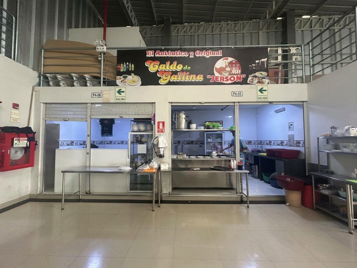 Stand de Caldo de Gallina Yerson